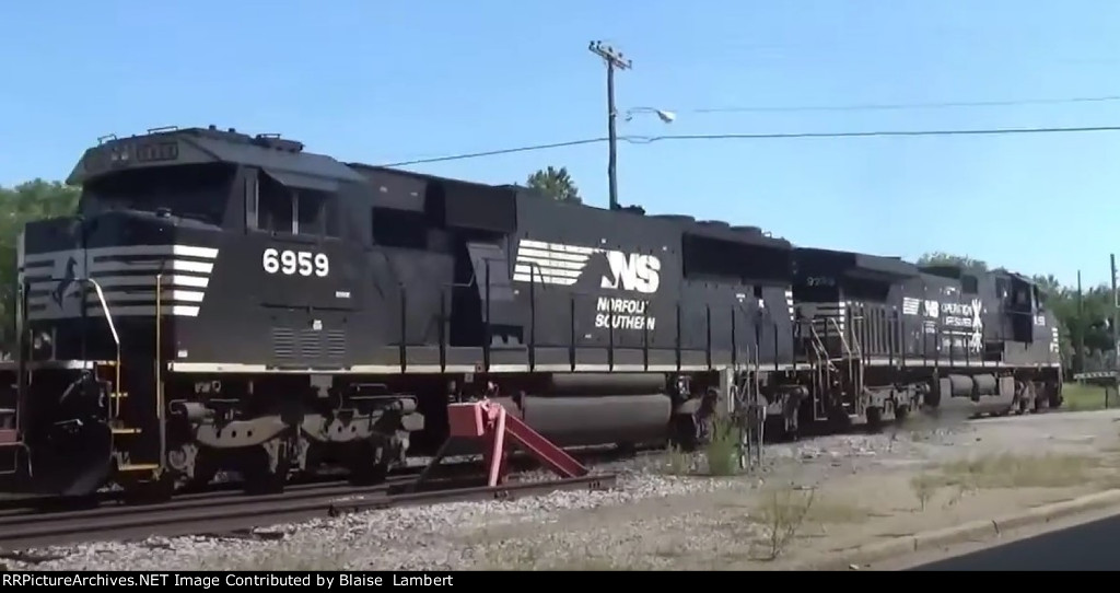 NS 223